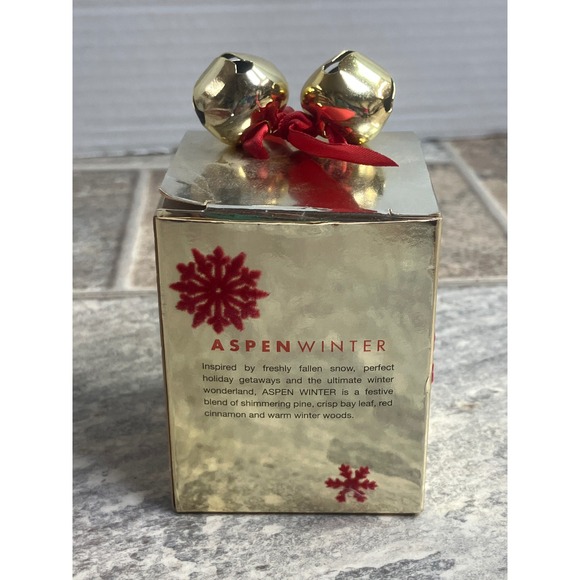 White Barn Aspen Winter Scented Candle Gift Box Jingle Bells - Picture 1 of 8